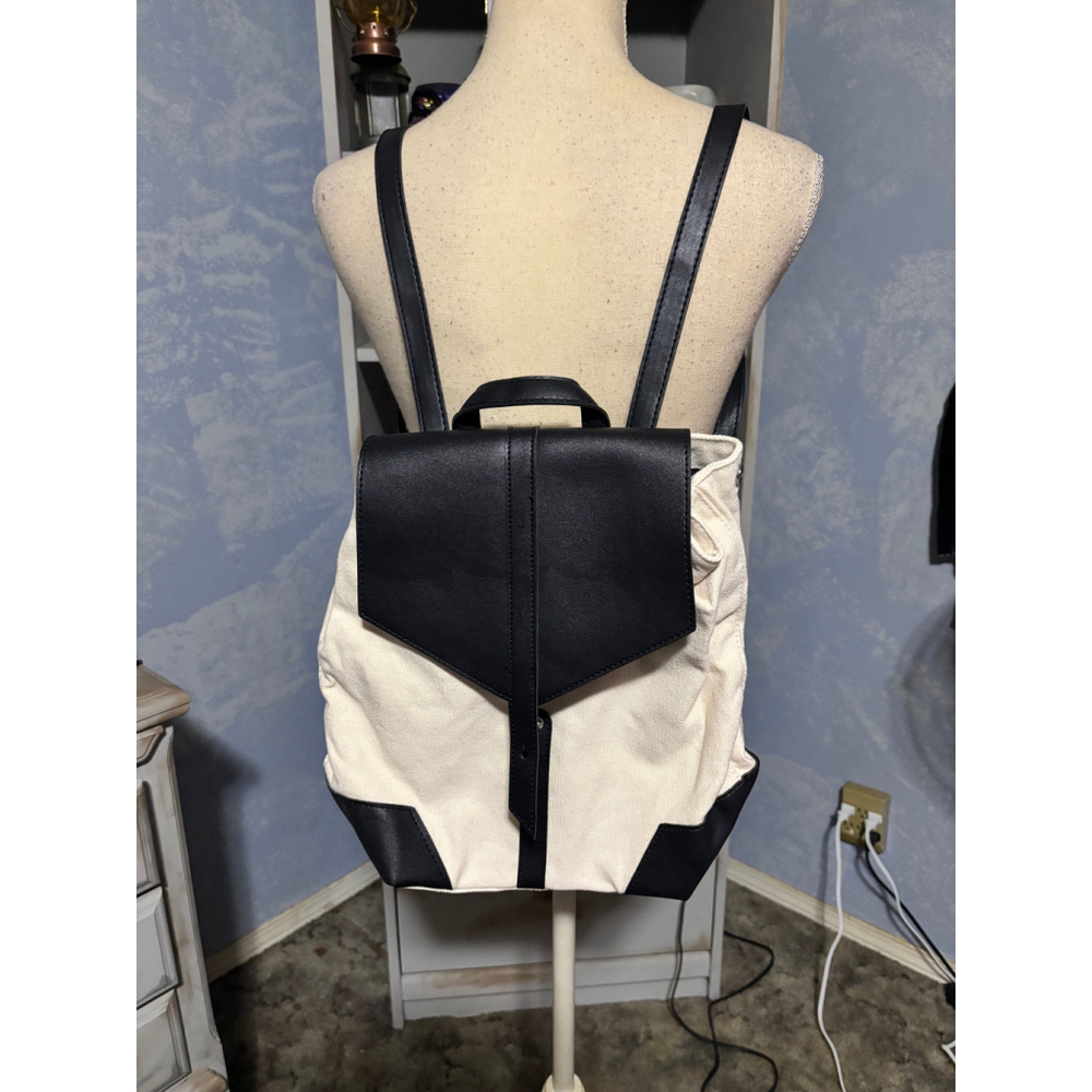 Deux Women's Canvas & Faux Leather Backpack cream Black One Size - Picture 3 of 10